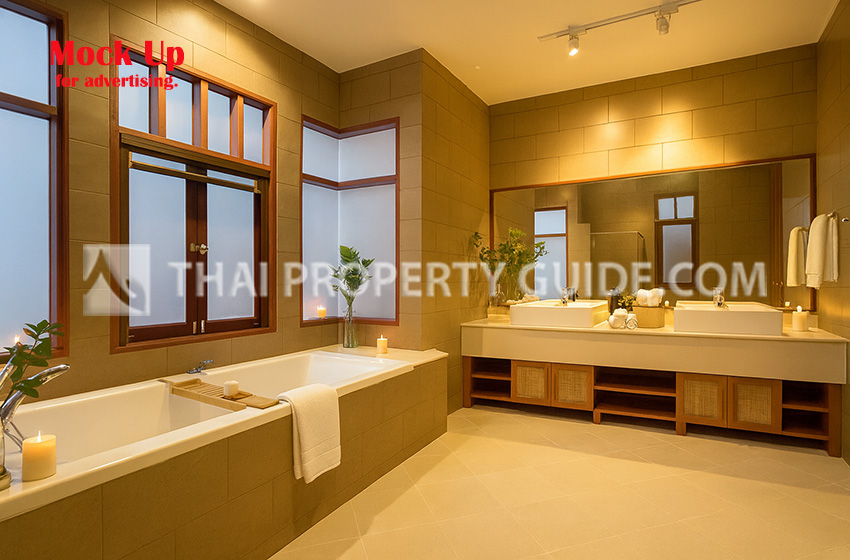 House with Private Pool in Sukhumvit 